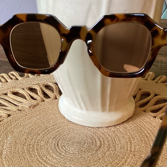 Ryan Simkhai Charlee Tortoise Tinted Readers 1.25 Strength Style R-2032 - Picture 2 of 9